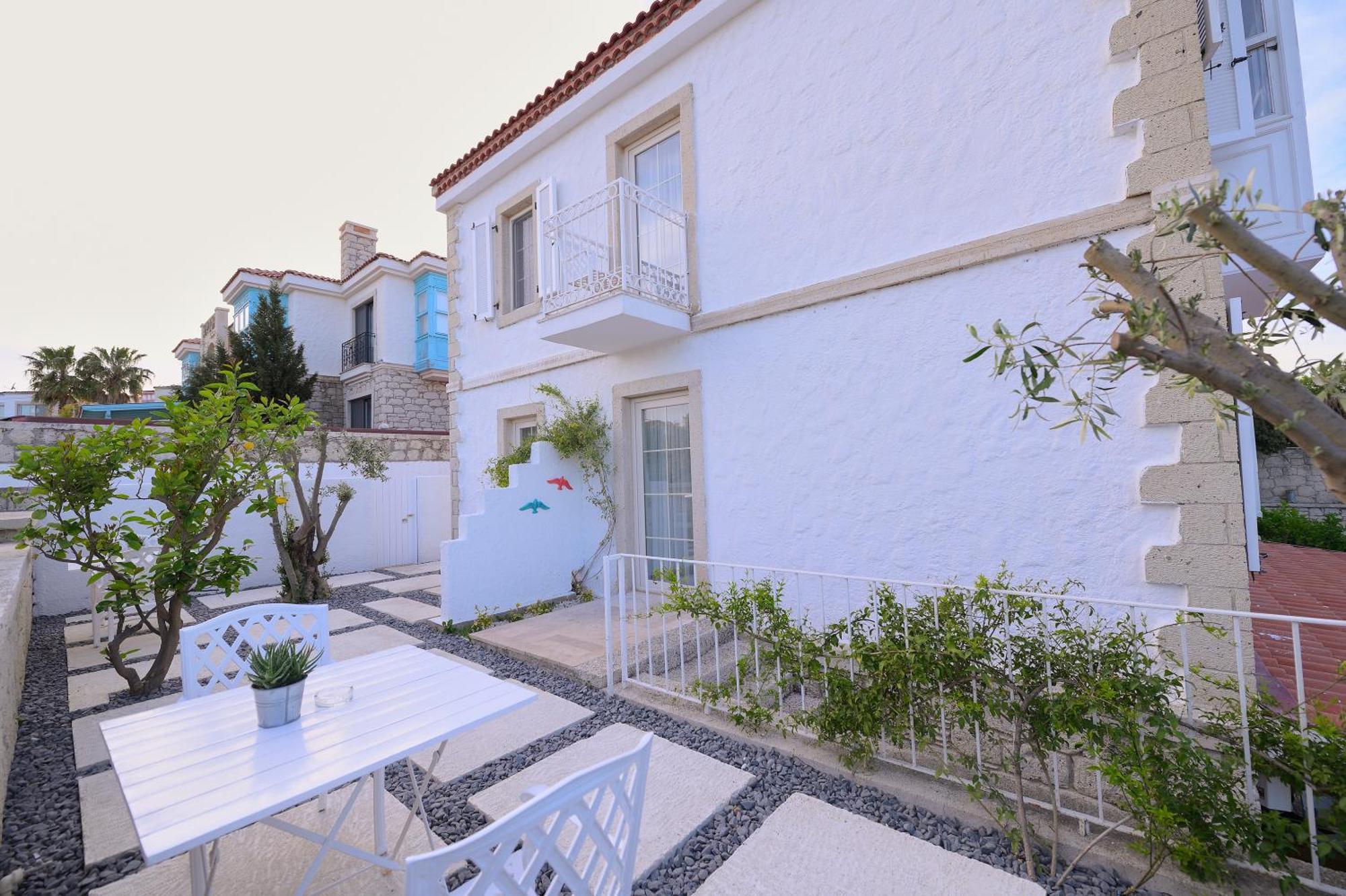 Peremere Alacati Otel Εξωτερικό φωτογραφία