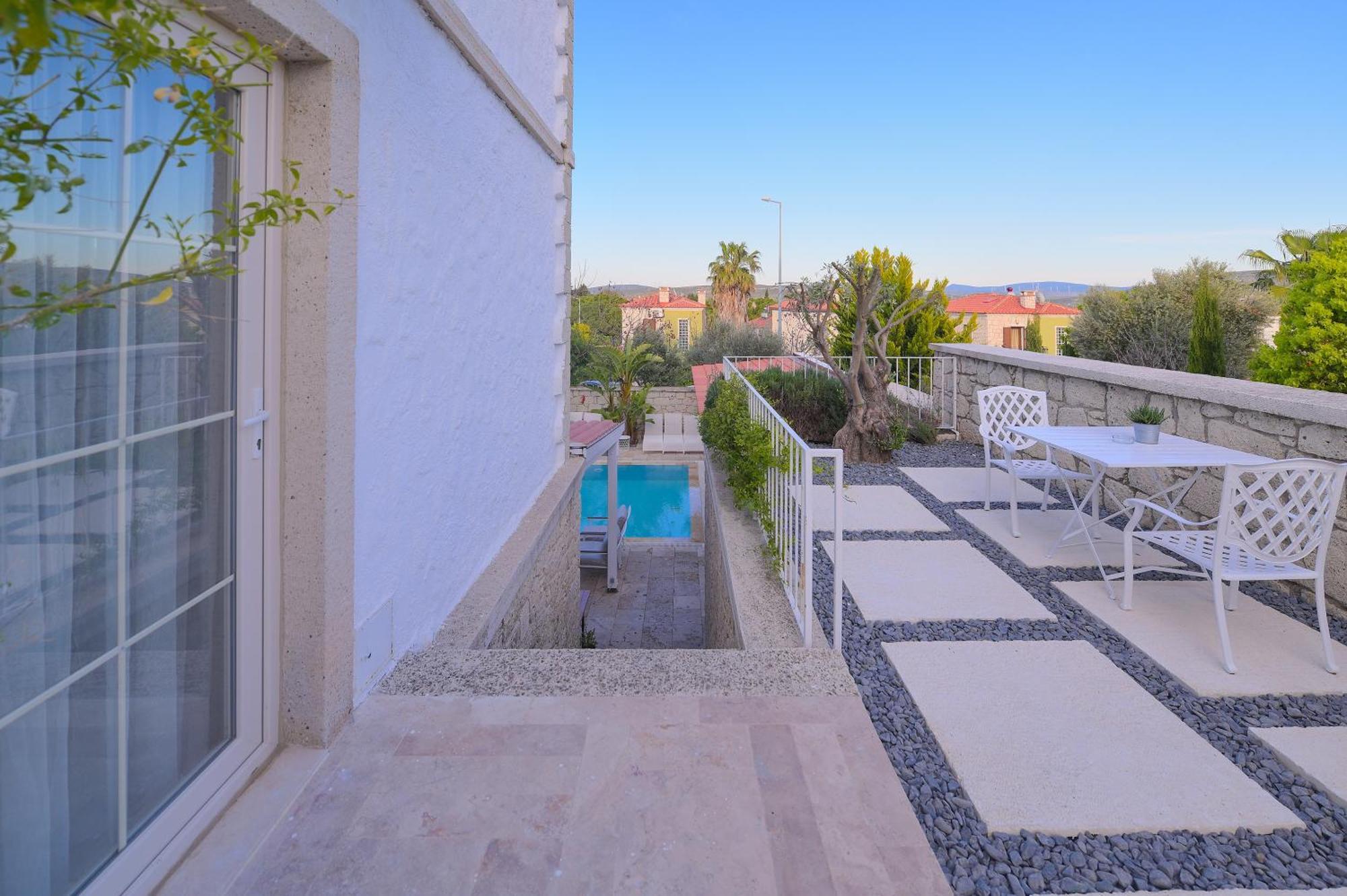 Peremere Alacati Otel Εξωτερικό φωτογραφία